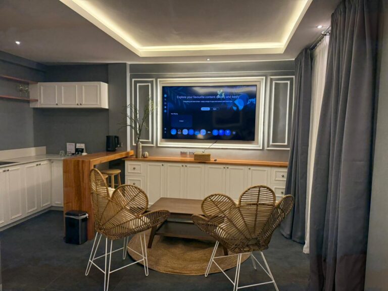 Suite Room