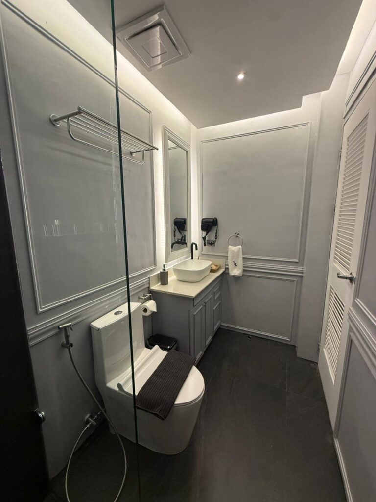 Suite Room